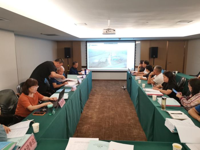 省水利廳組織召開(kāi)水保項(xiàng)目專家評(píng)審會(huì).jpg